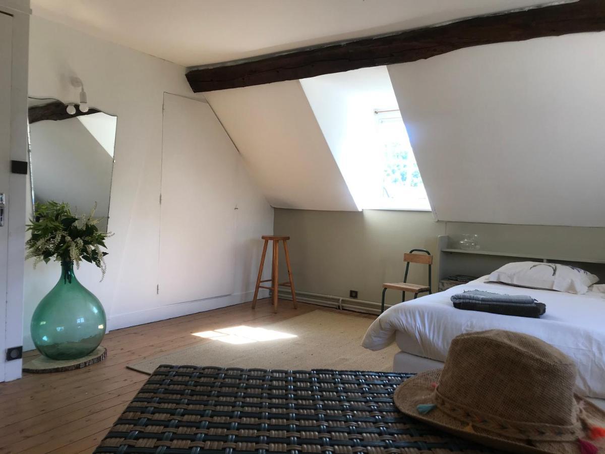 Gite De Mauxe Acquigny Экстерьер фото